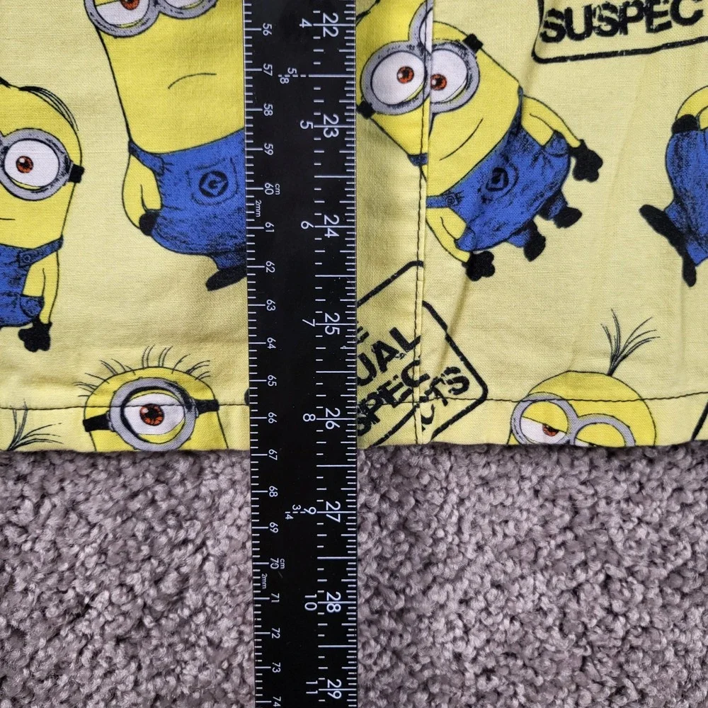 Despicable Me Minions Scrub Top The Usual Suspects Black Yellow Large Flaw* - Picture 6 of 8
